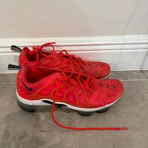 Red Nike Vapor Max